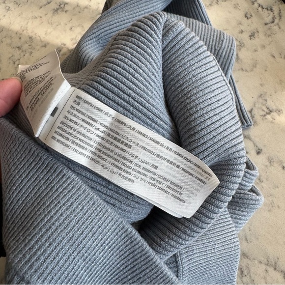 Abercrombie & Fitch Ribbed Kick Flare High Rise Sweater Pants - Dusty Blue - Picture 6 of 7